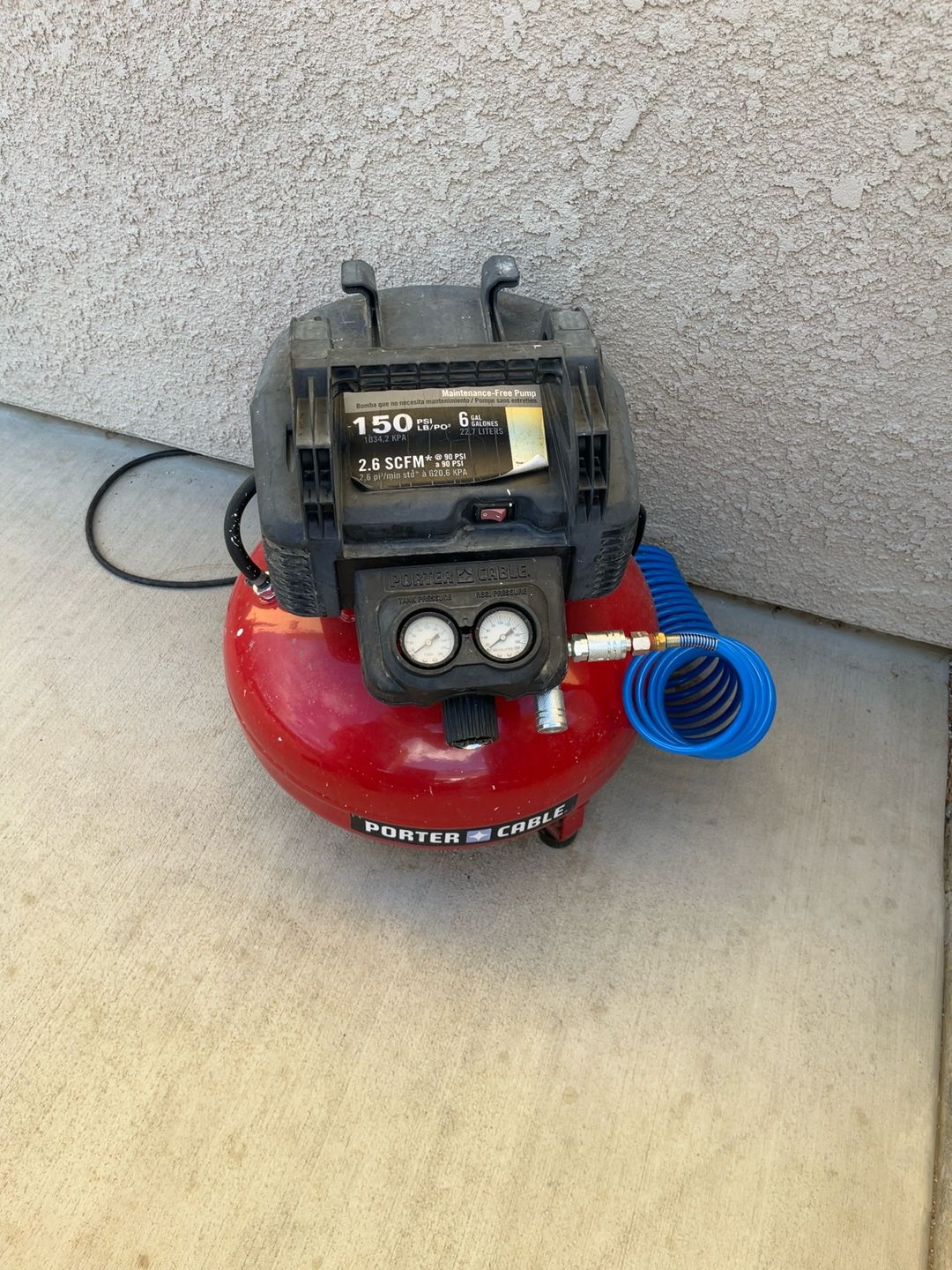 Porter-Cable 6 Gallon Pancake Air Compressor Black