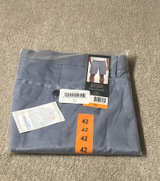 Banana Republic Men's Stretch Chino Short - Image 1
