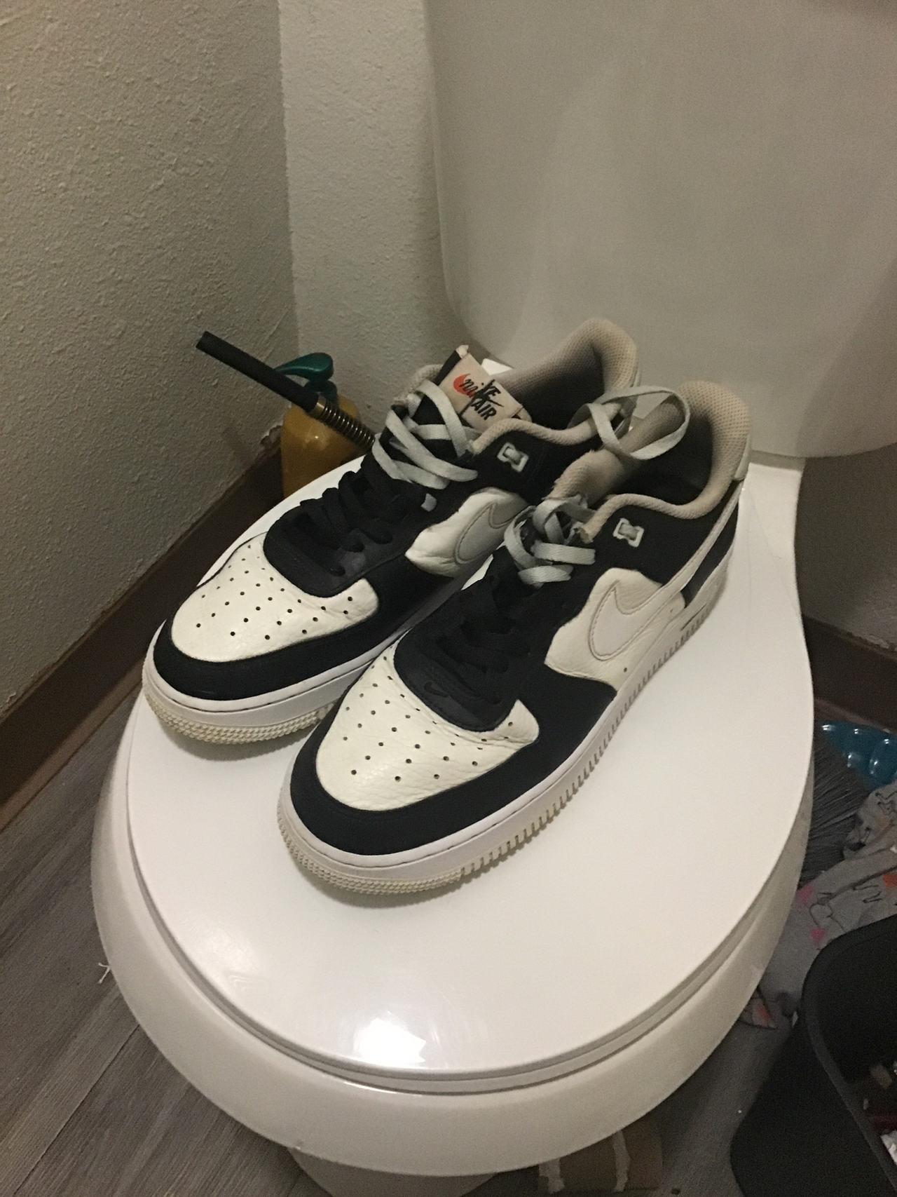 Nike Air Force 1