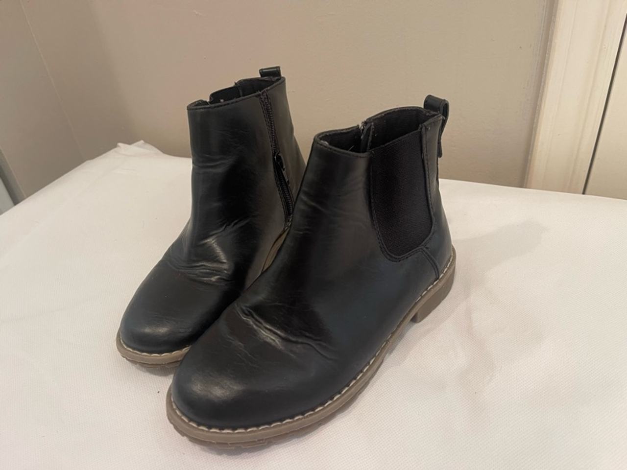 The Children's Place Boys Black Faux Leather Chelsea Boots
