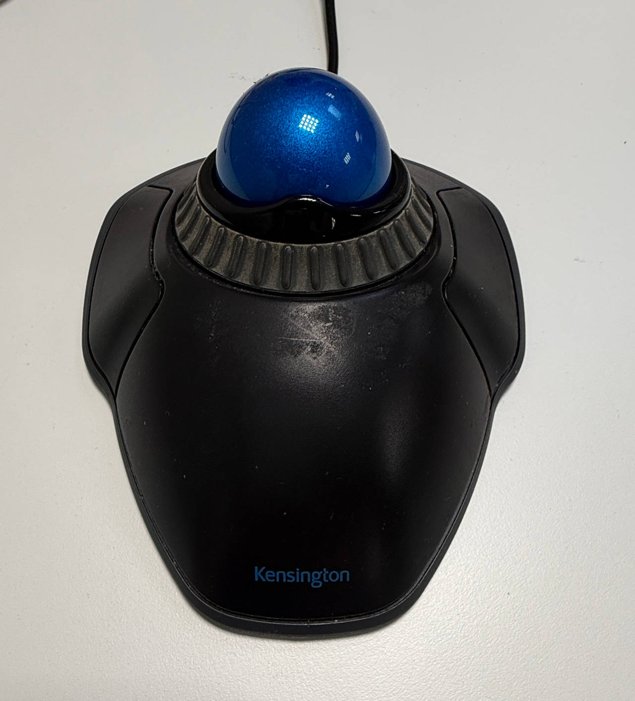 Kensington Orbit Trackball with Scroll Ring