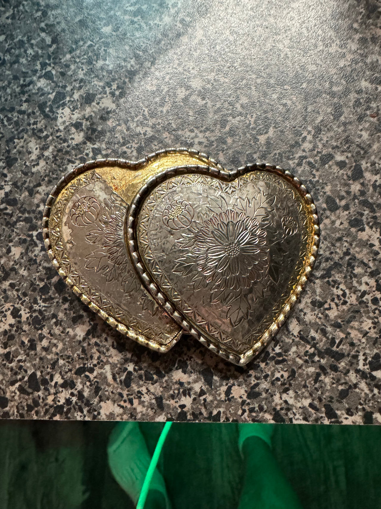 Vintage Double Heart Floral Engraved Belt Buckle