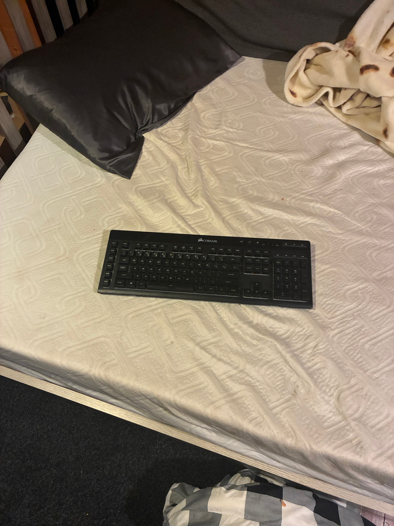 Corsair Wireless Keyboard