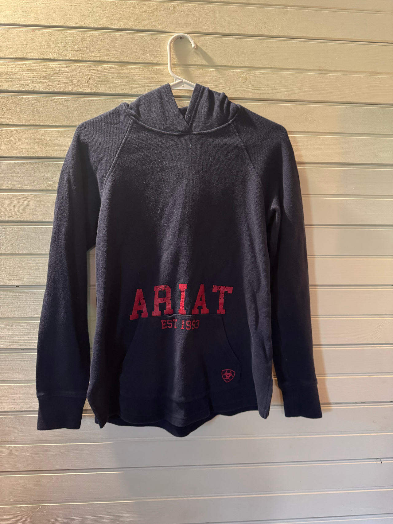 Ariat Hoodie size medium 