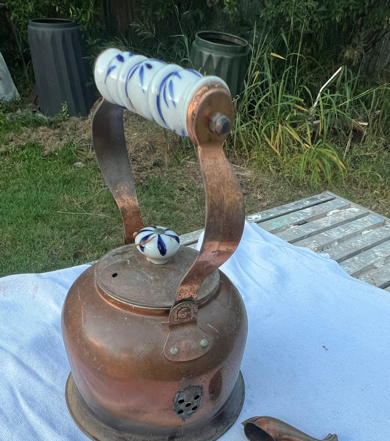 Vintage Copper Tea Kettle with Ceramic Handle