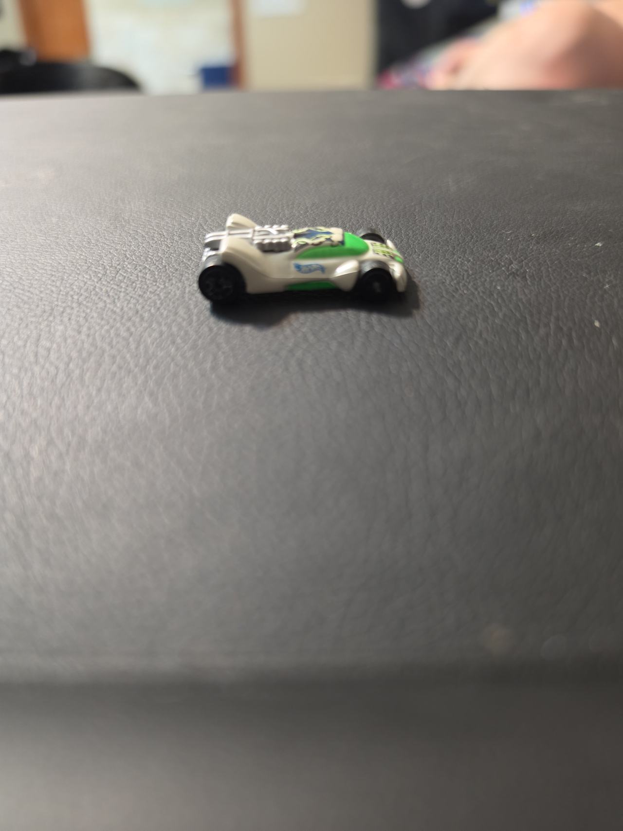 Hot Wheels Micro Futurismo
