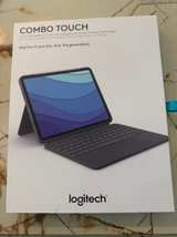 Logitech Combo Touch - Image 1