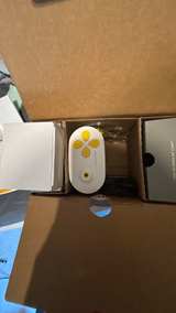 Medela Pump In Style with MaxFlow Double Electric Breast Pump - Image 2