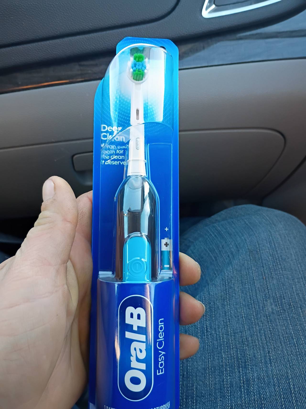 Oral-B Easy Clean Battery Powered Toothbrush