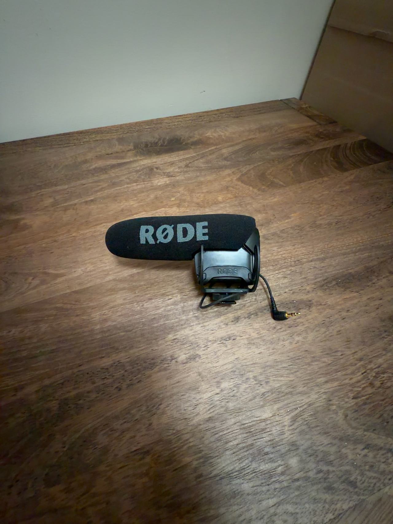 Rode VideoMic Pro On-Camera Shotgun Microphone