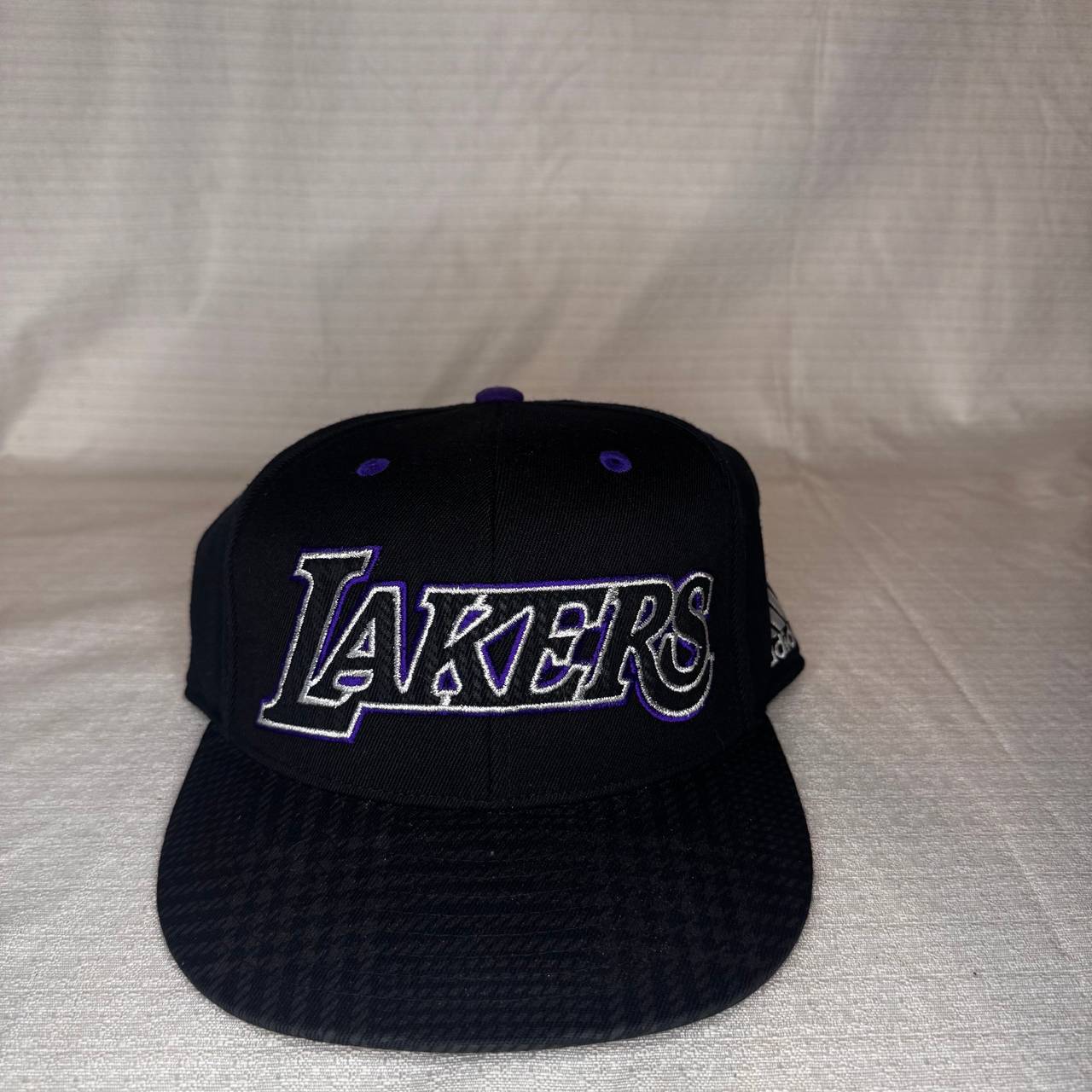 Adidas Los Angeles Lakers Script Stretch Fit Hat