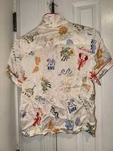 Anthropology Shirt with tag Size Medium Martini Drink Cocktail Bar Tender Button - Image 6