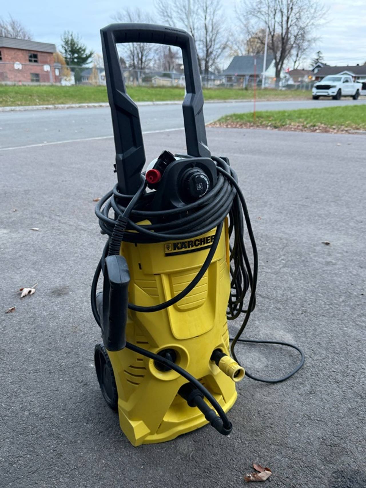 Karcher K4 Premium Eco Home Pressure Washer 130 Bar