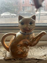 Vintage Cat Lusterware Teapot - Image 1