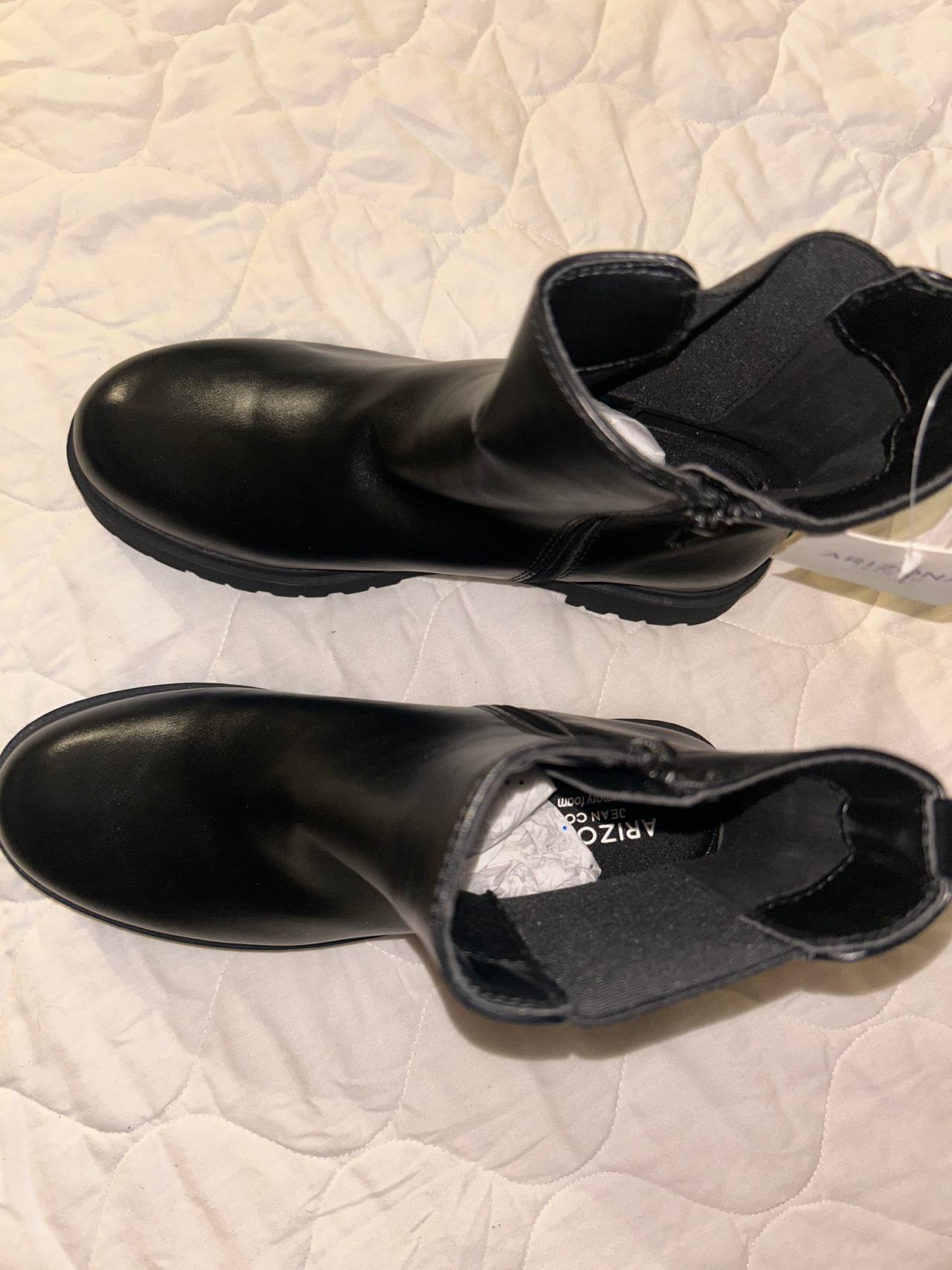 Arizona Jean Co. Memory Foam Lug Sole Boots 9.5