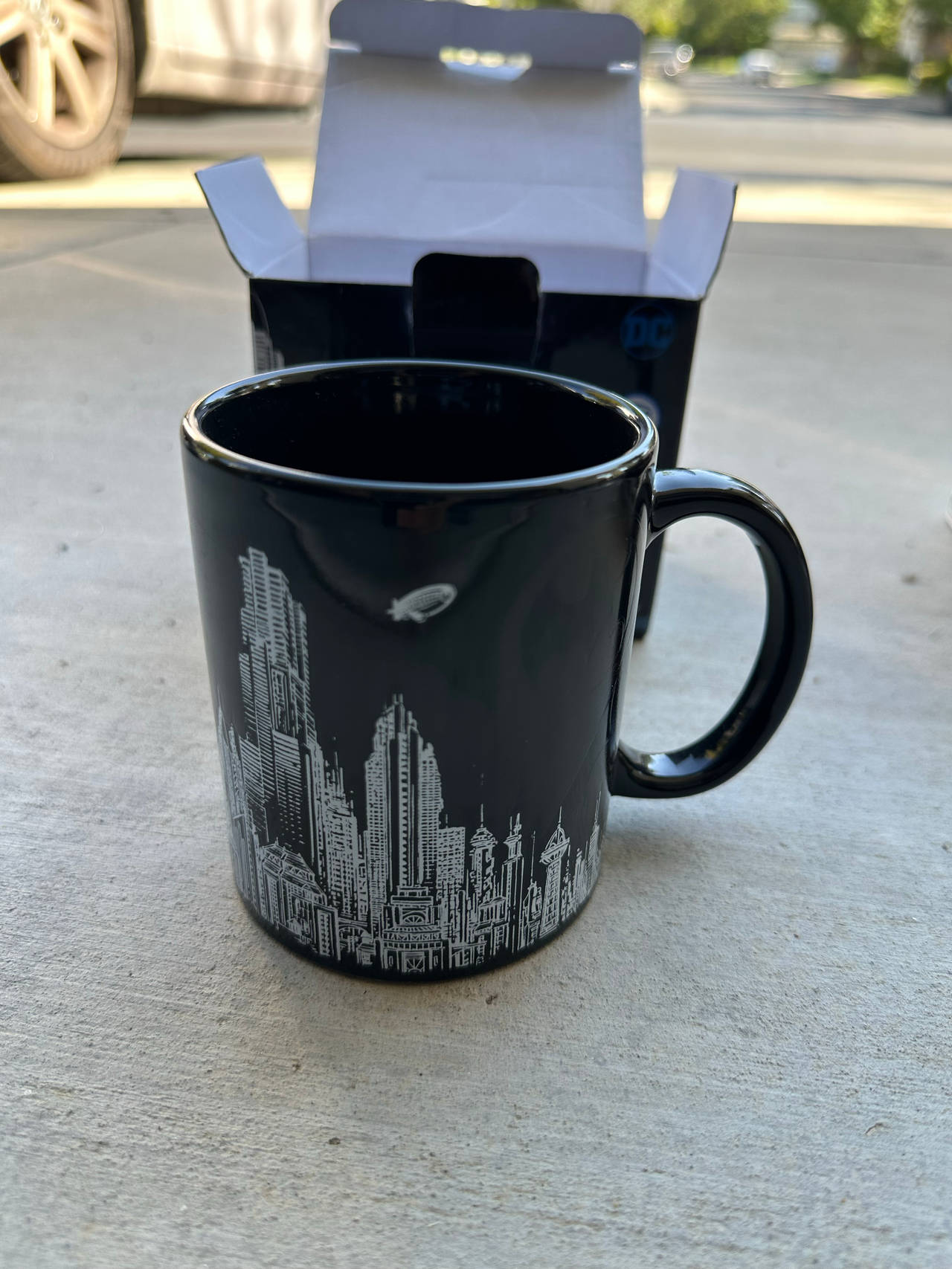 DC Comics color changing Gotham City Skyline Mug