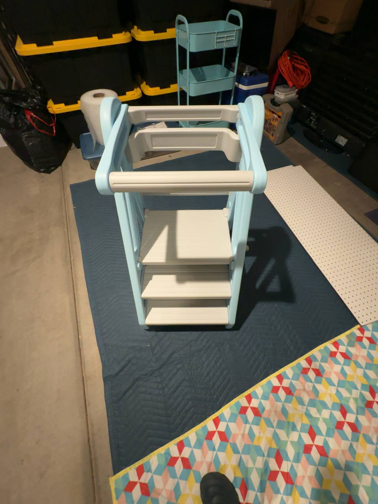 VBABY Foldable Toddler Tower Adjustable Height