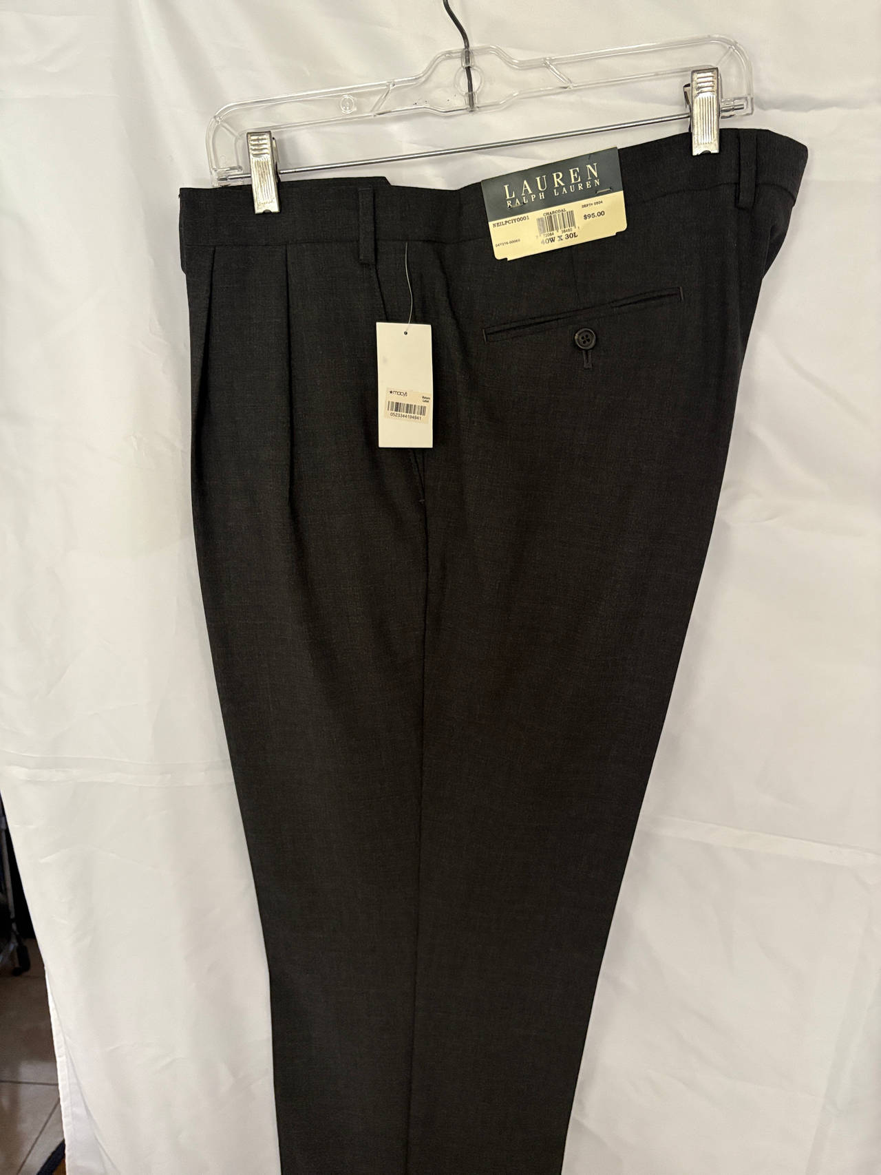 Lauren Ralph Lauren Dress Pants Size 40W 30L
Charcoal Color