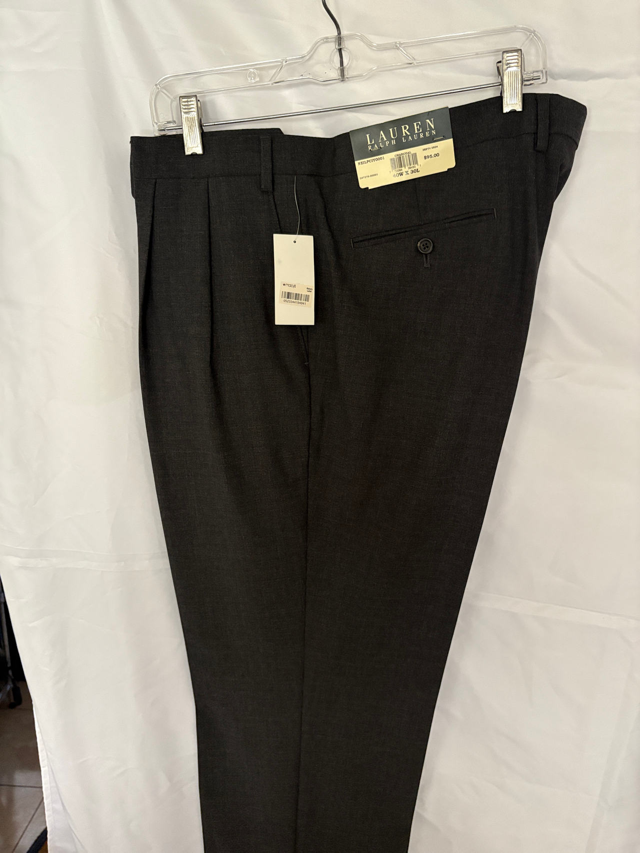 Lauren Ralph Lauren Dress Pants Size 40W 30L
Charcoal Color