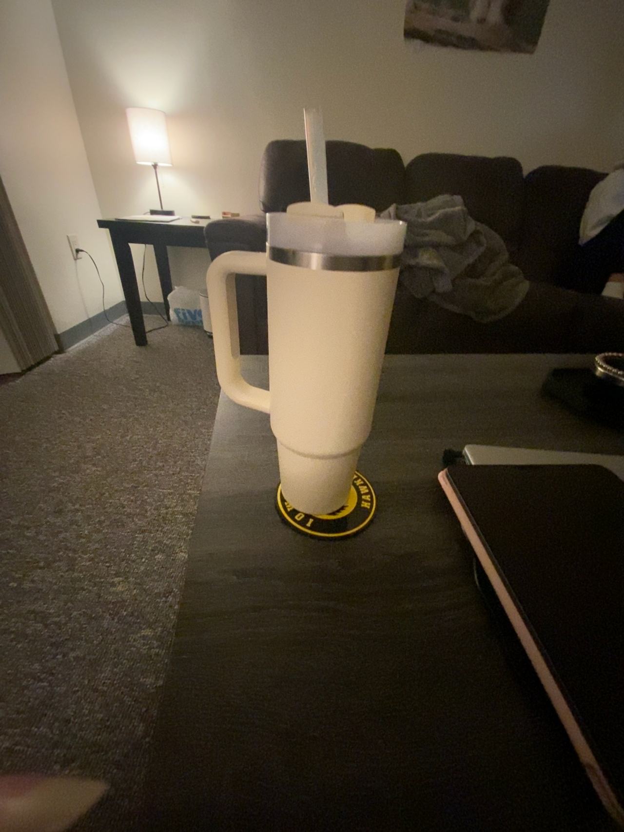 Stanley Quencher H2.0 Flowstate Tumbler 40 oz Cream