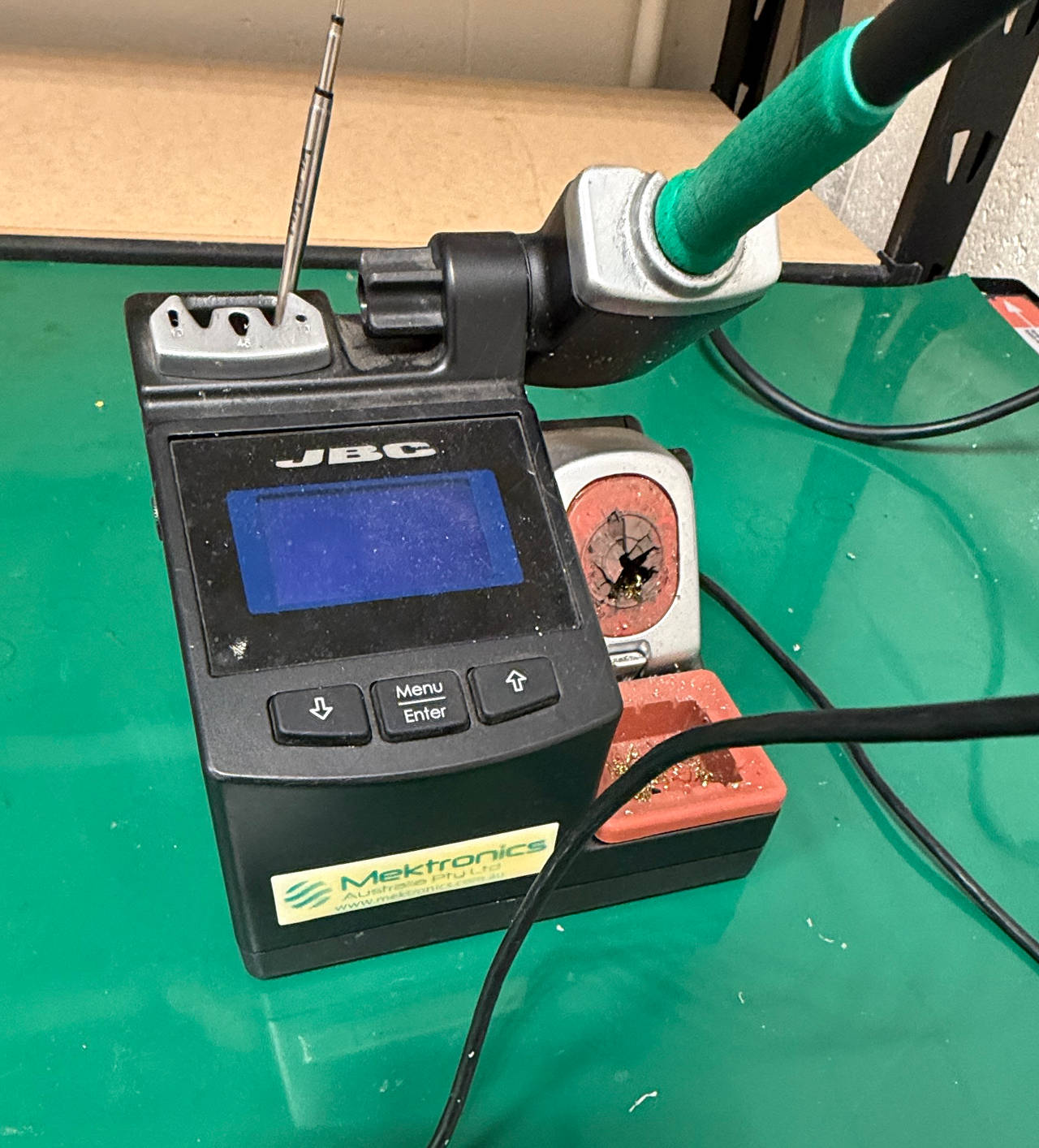 JBC CD-BE Soldering Station