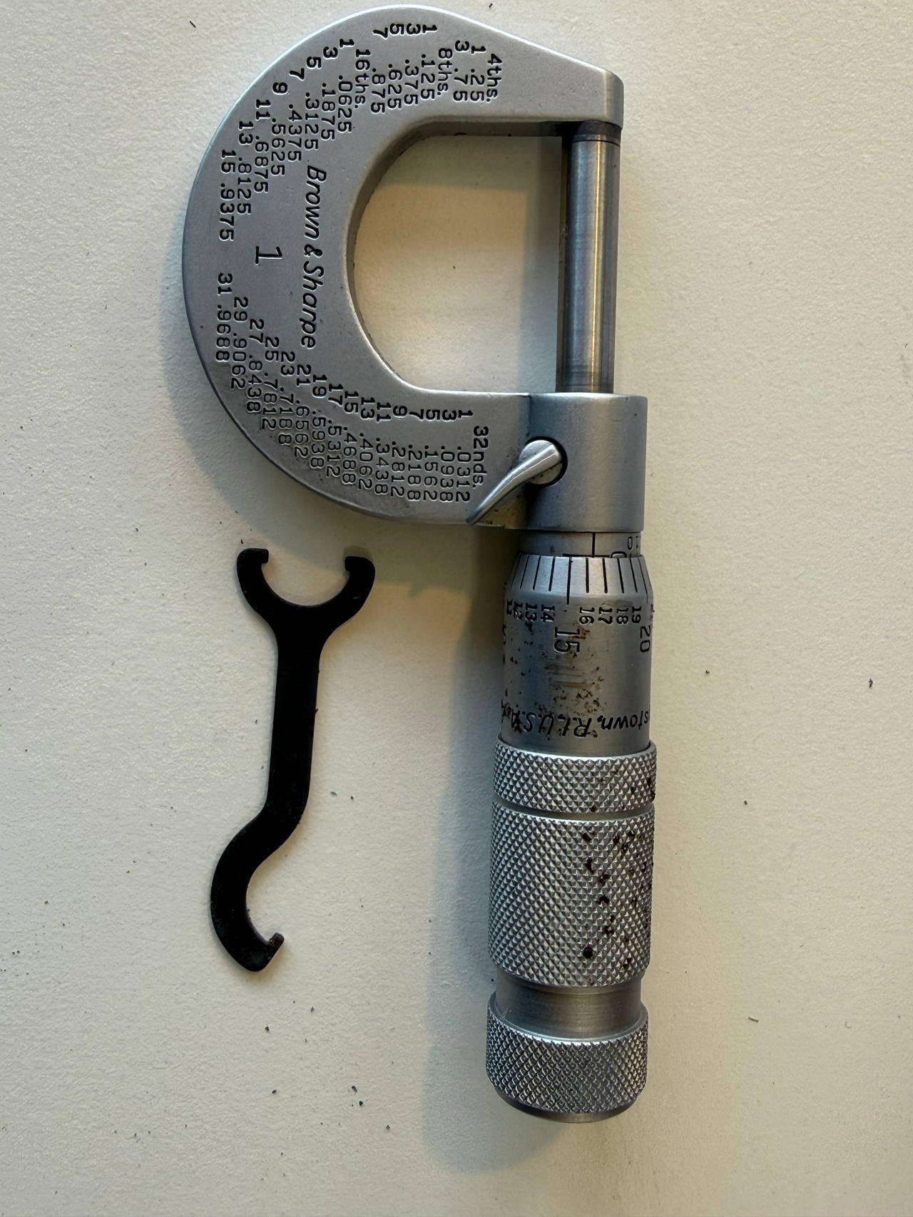 Brown & Sharpe 0-1" Outside Micrometer