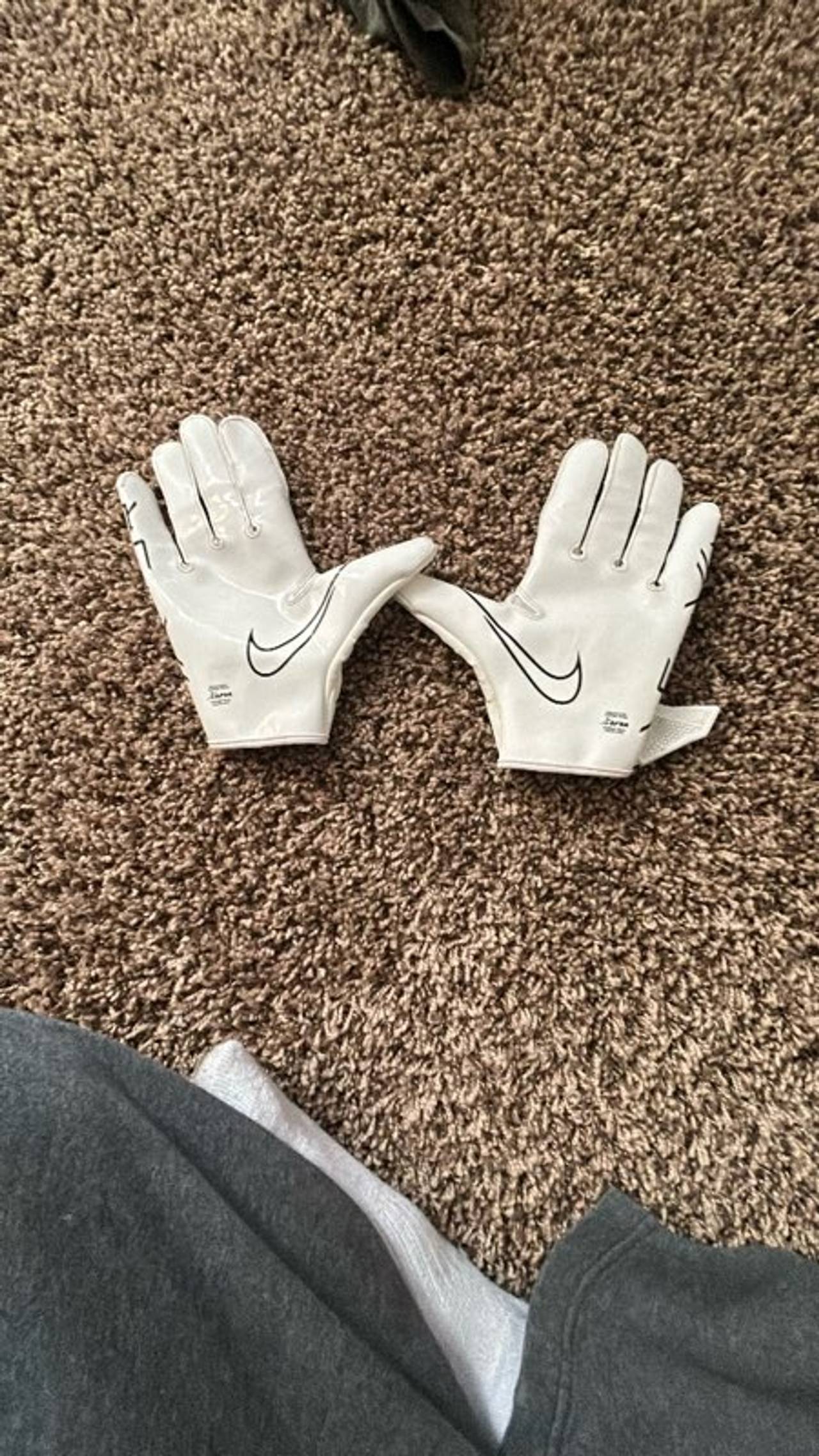Nike Football Gloves