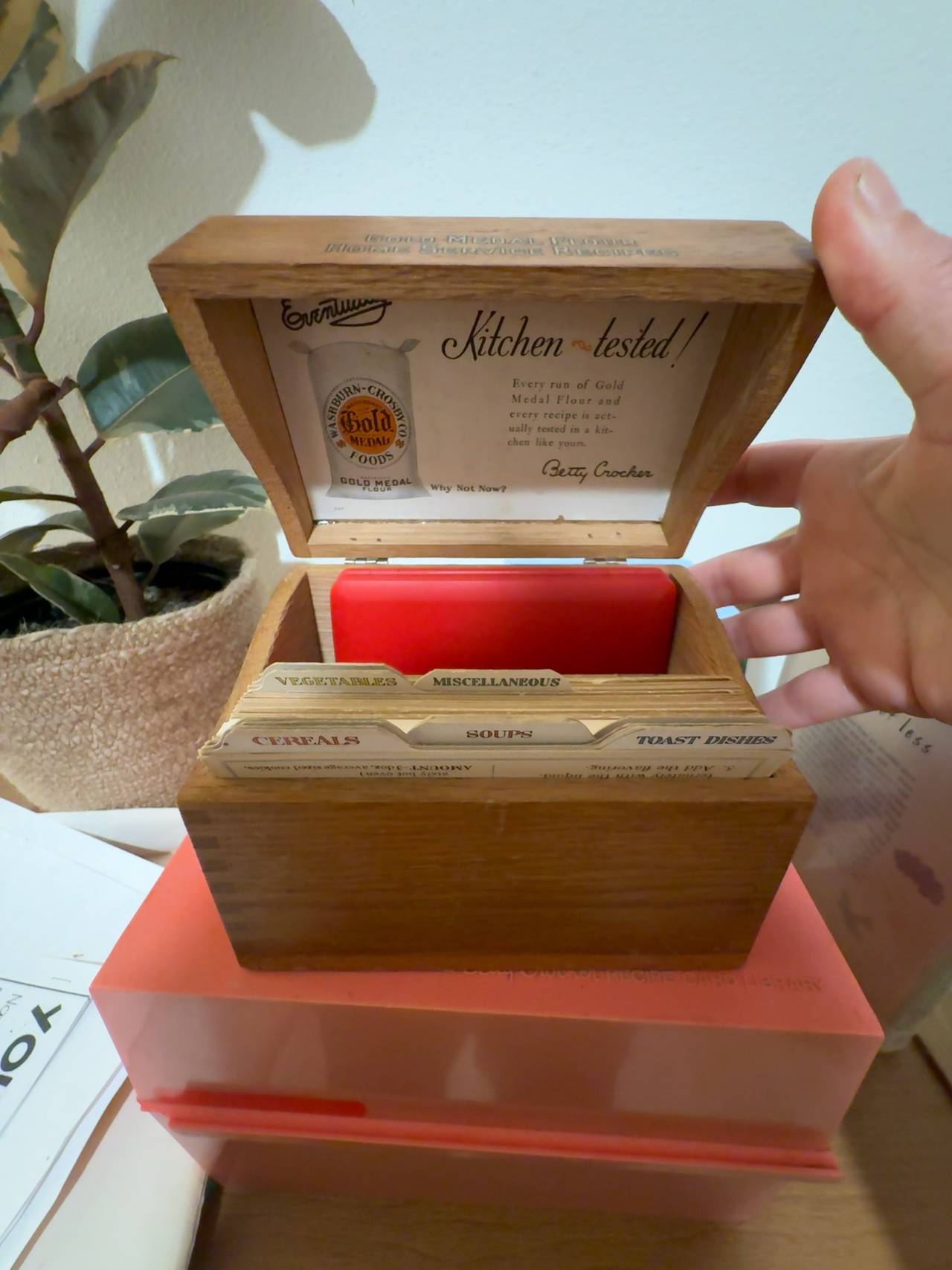 Gold Medal Flour Vintage Recipe Box