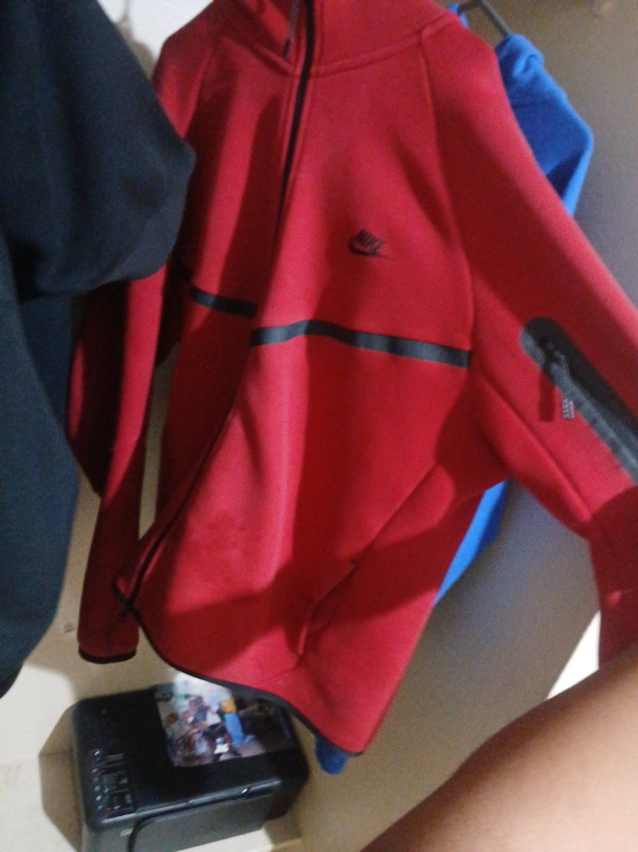 Nike Sportswear Tech Fleece Full-Zip Hoodie Red/Black