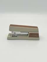 Vintage Swingline 737 Desk Stapler Beige Faux Wood Grain Tested Works USA - Image 6