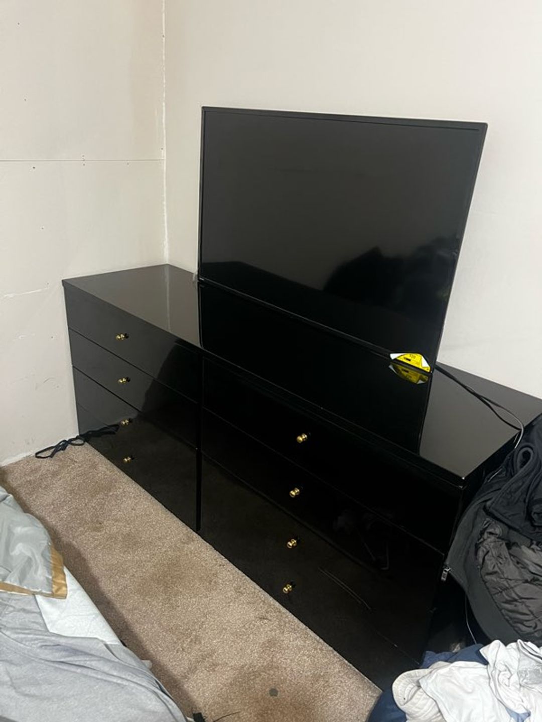Black Lacquer Dresser