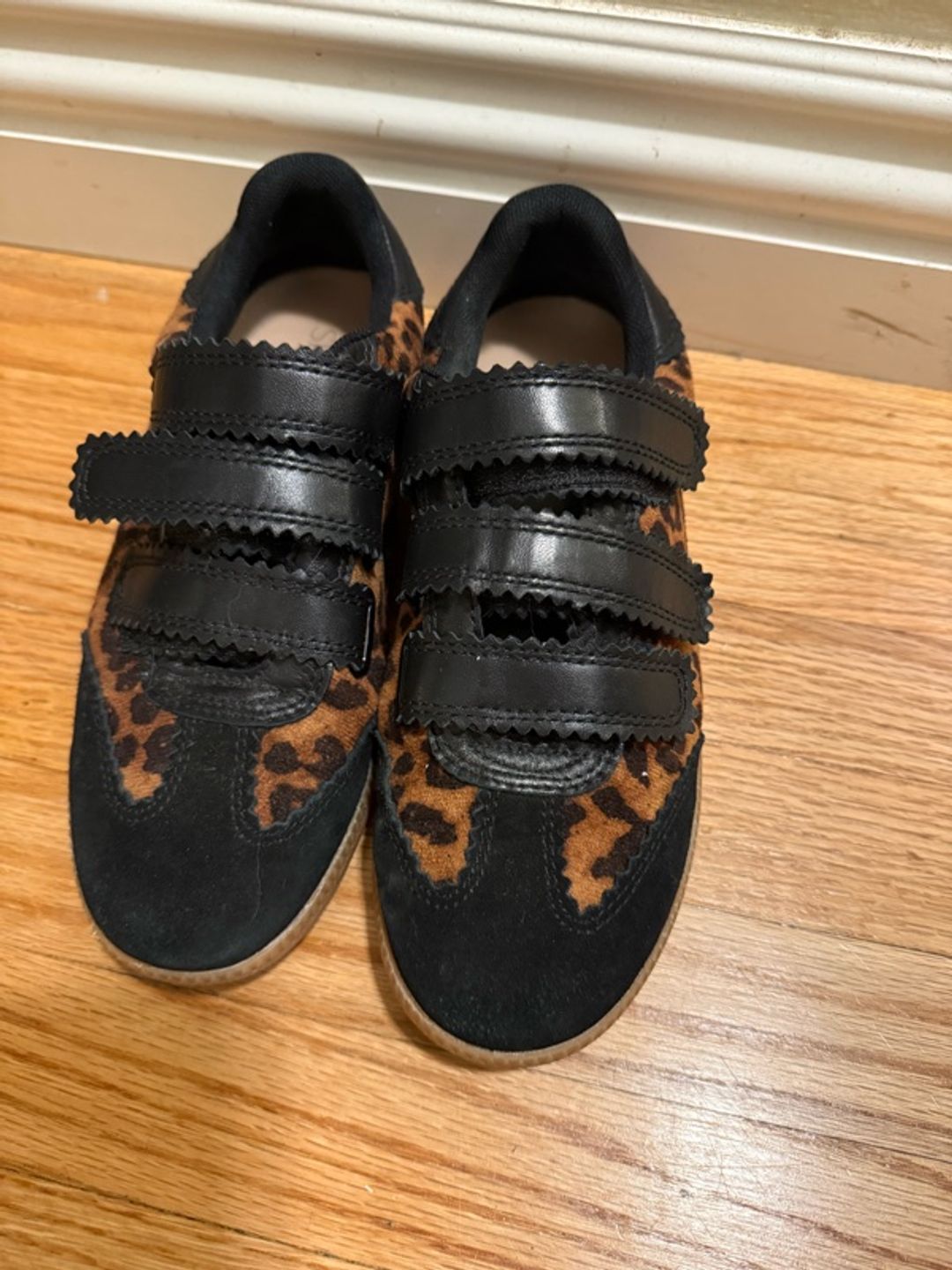 Anthropologie Silent D Leopard Print Sneakers-
size 6