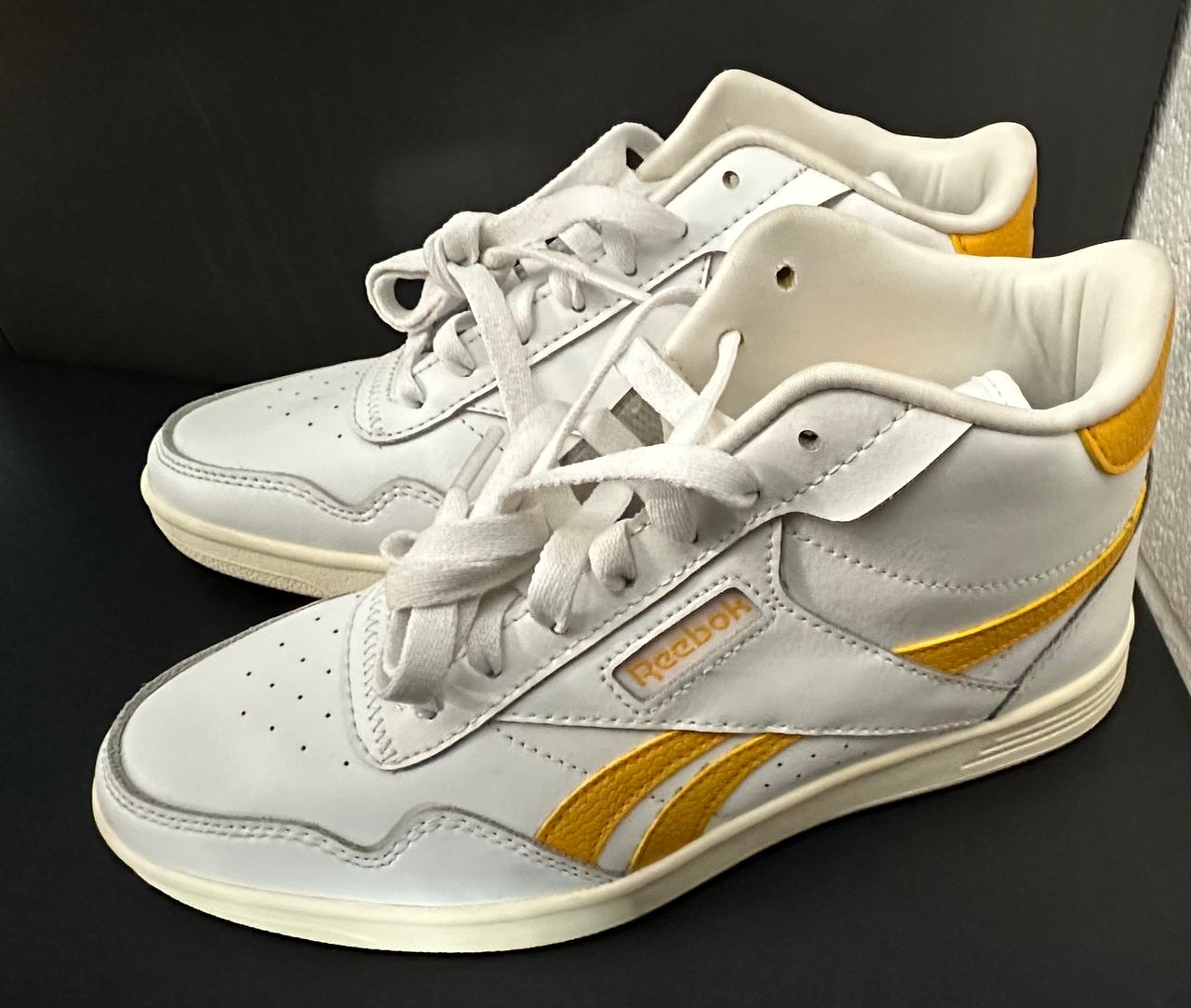 Reebok BB 4000 II Mid White Yellow size 7.5