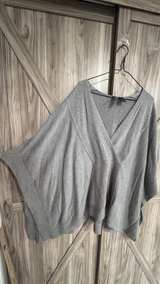 Grey MarlaWynne V-Neck Knit Poncho Top OSFM comfy business lounge - Image 3