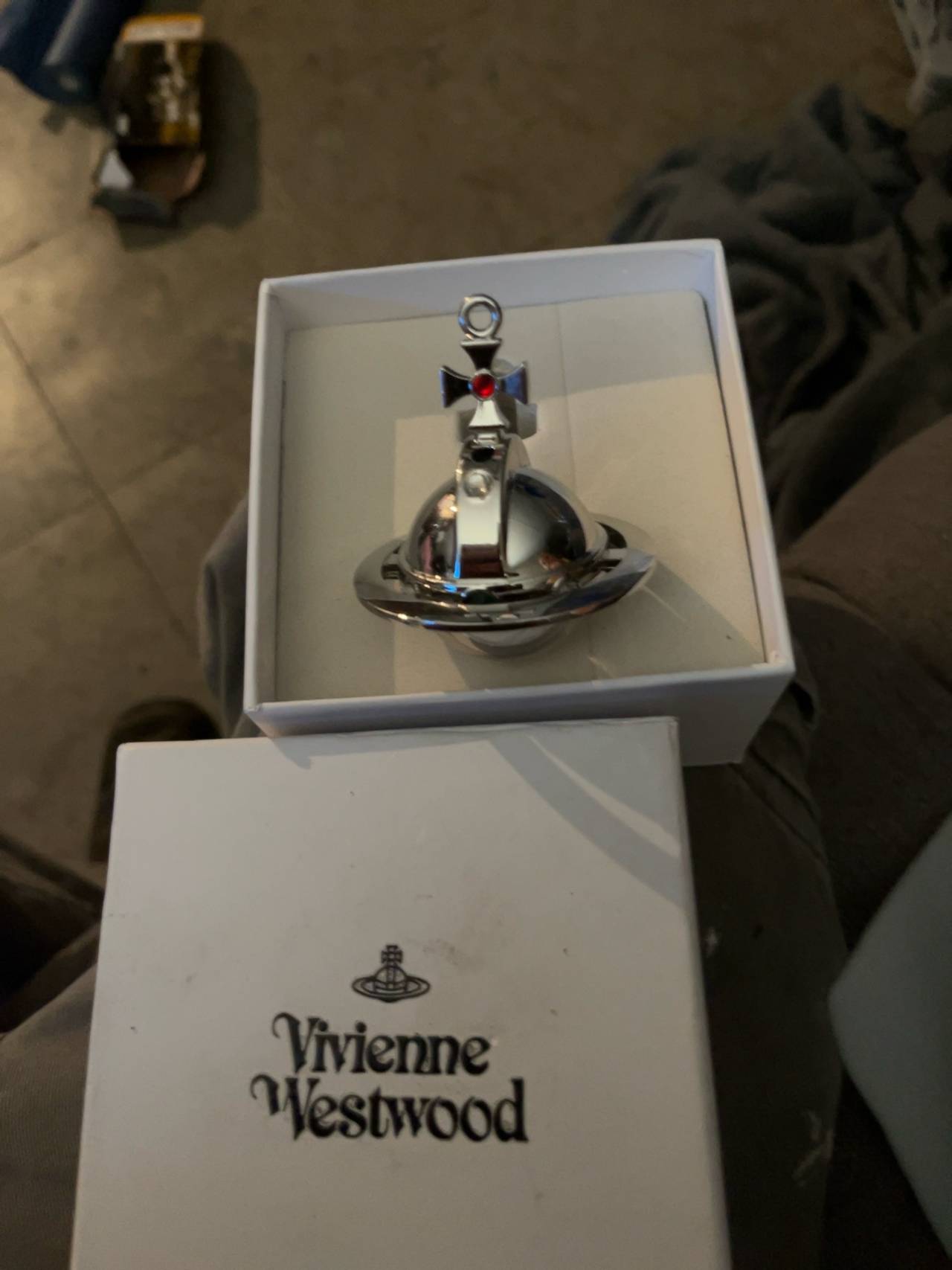 Vivienne Westwood Nana Orb Lighter Necklace Silver