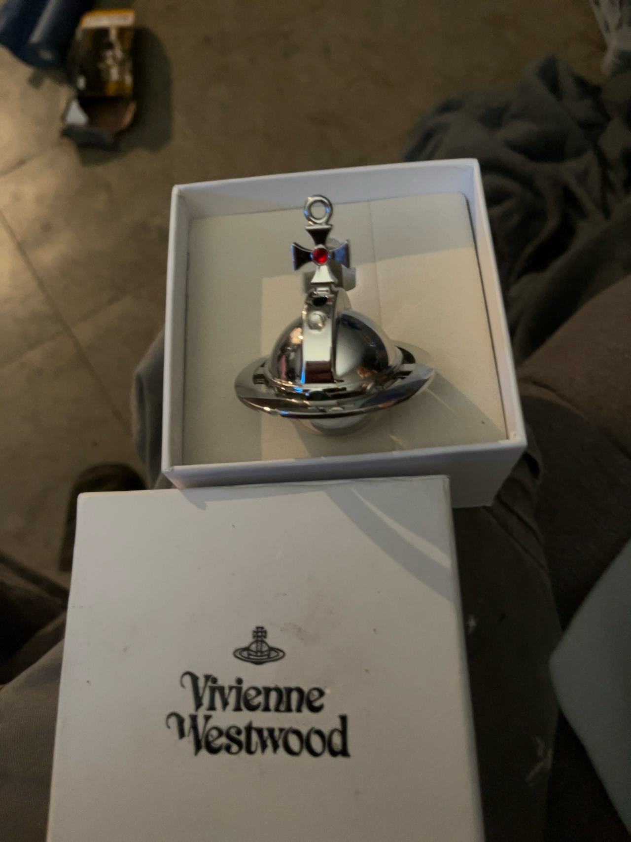 Vivienne Westwood Nana Orb Lighter Necklace Silver