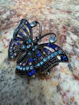 Paparazzi Social Butterfly Blue Rhinestone Stretch Ring - Image 2