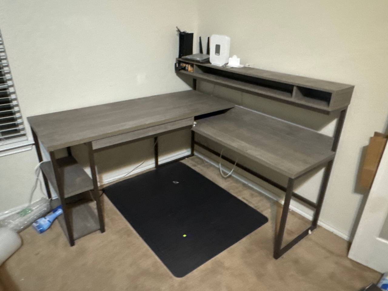 L-Shaped Computer Desk with Hutch