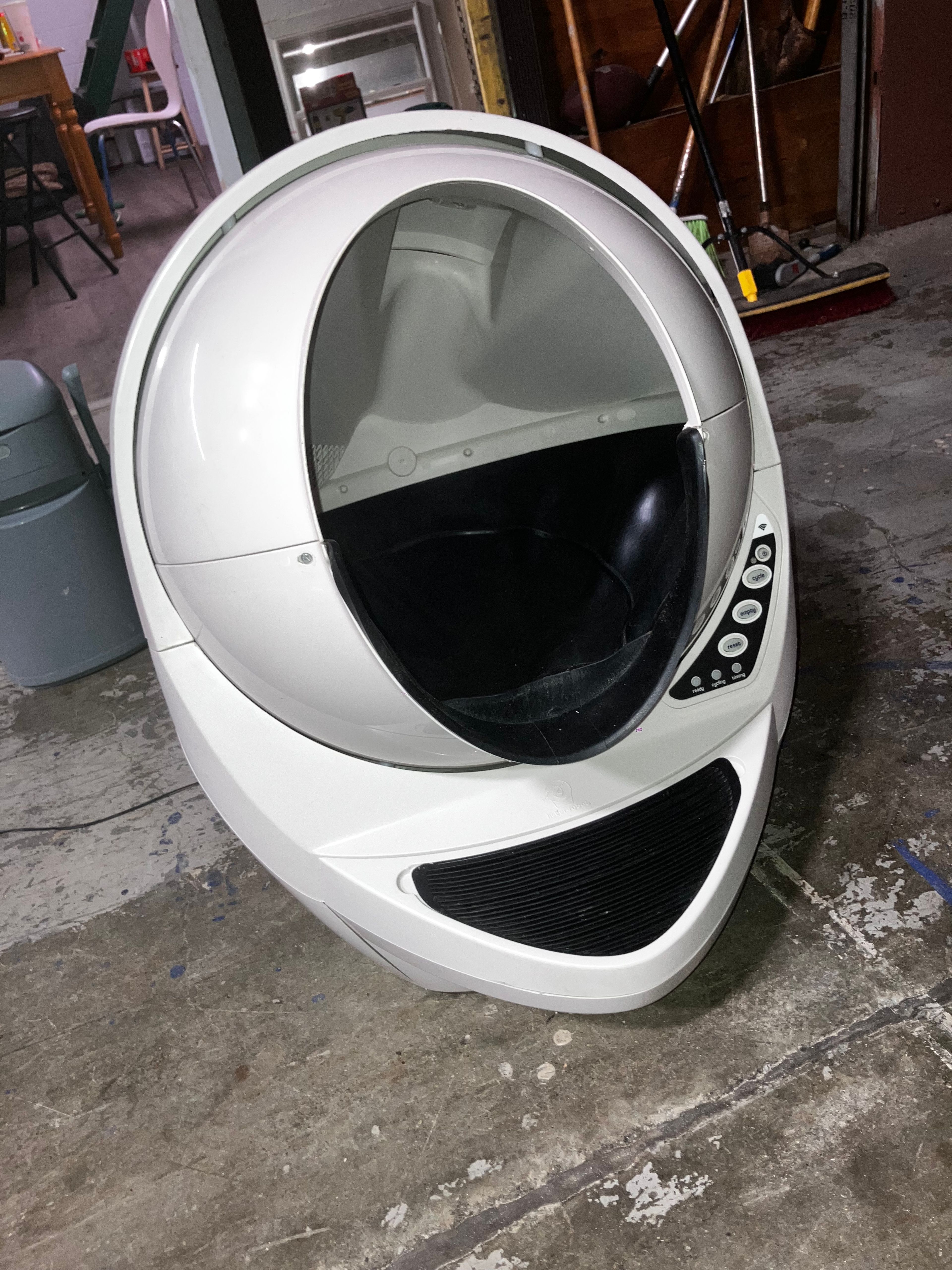 Litter-Robot 3 Connect Self-Cleaning Litter Box - Image 3