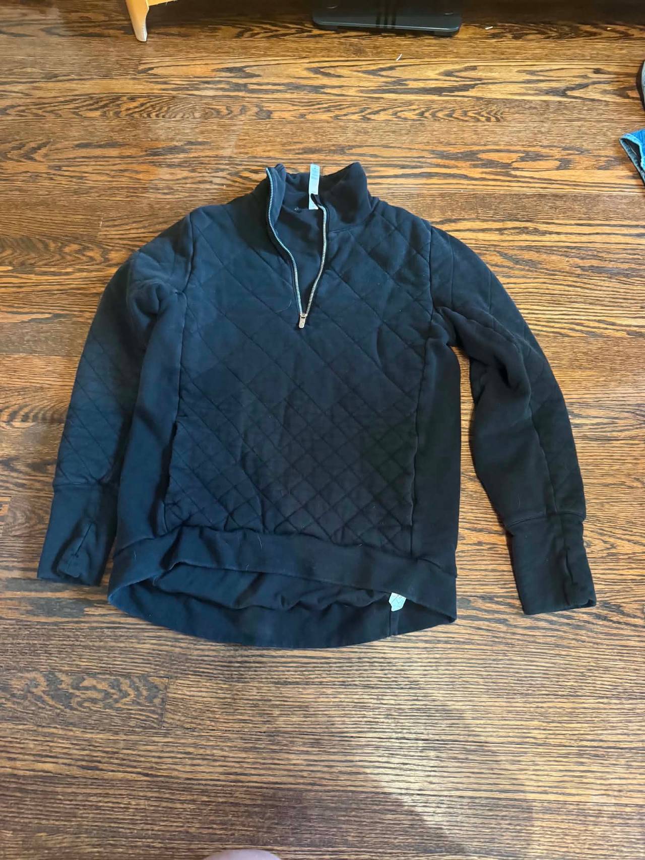 Lululemon Quilted Quarter-Zip Pullover size 8 great condition