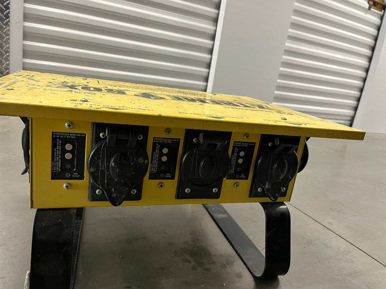 Southwire Spider II Portable Power Distribution Box