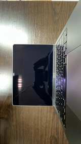 Apple MacBook Pro 13-inch 2020 i5 8GB 256GB Space Gray - Image 2