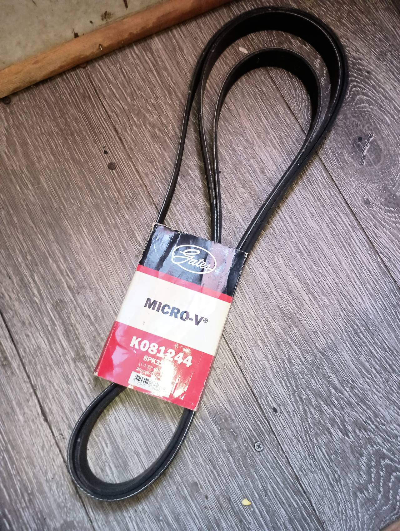 Gates Micro-V Serpentine Belt K081244