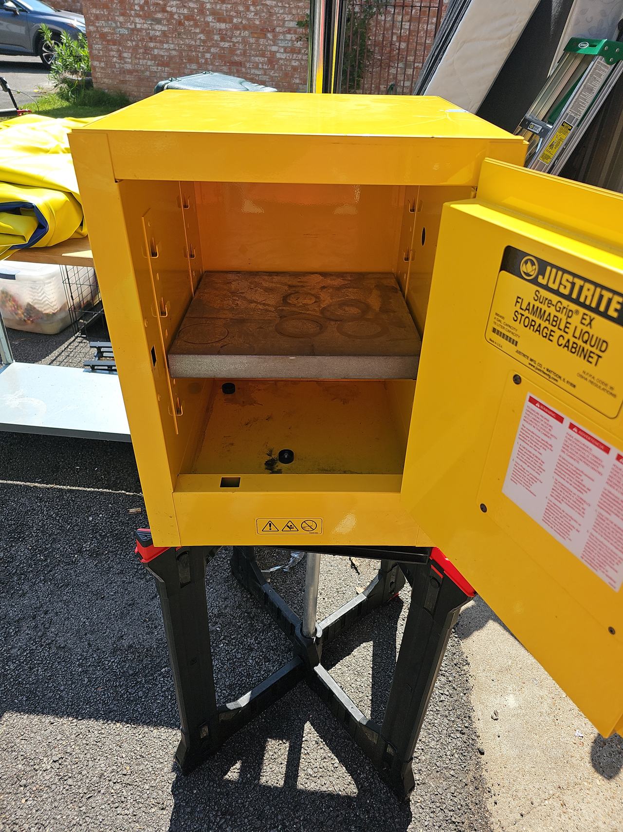 Justrite 890400 Sure-Grip EX Flammable Safety Cabinet