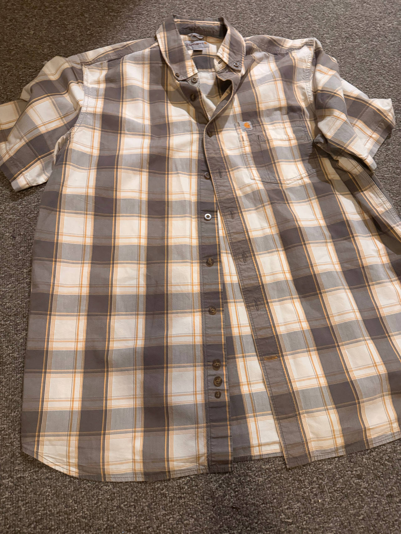 Carhartt Men's Short-Sleeve Plaid Button-Down Shirt