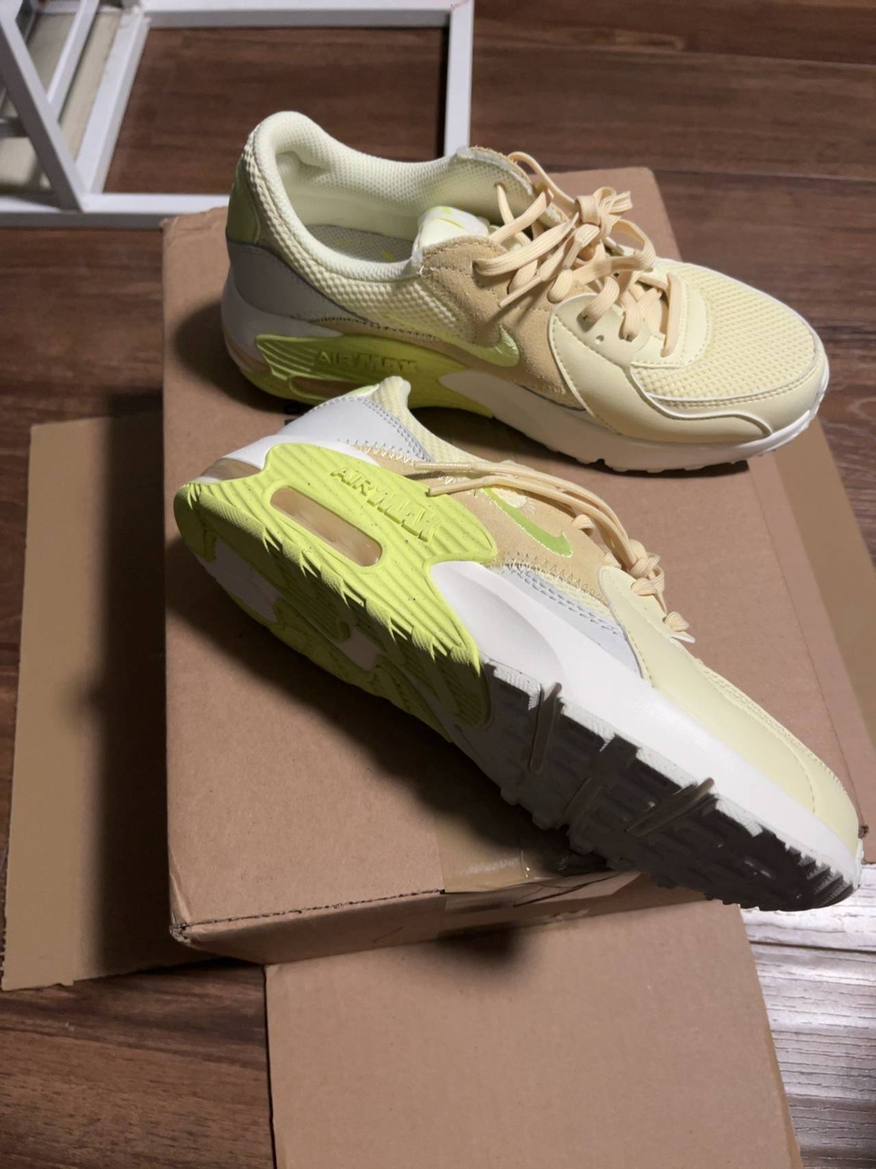 Nike Air Max Excee Women's Alabaster Light Lemon Twist