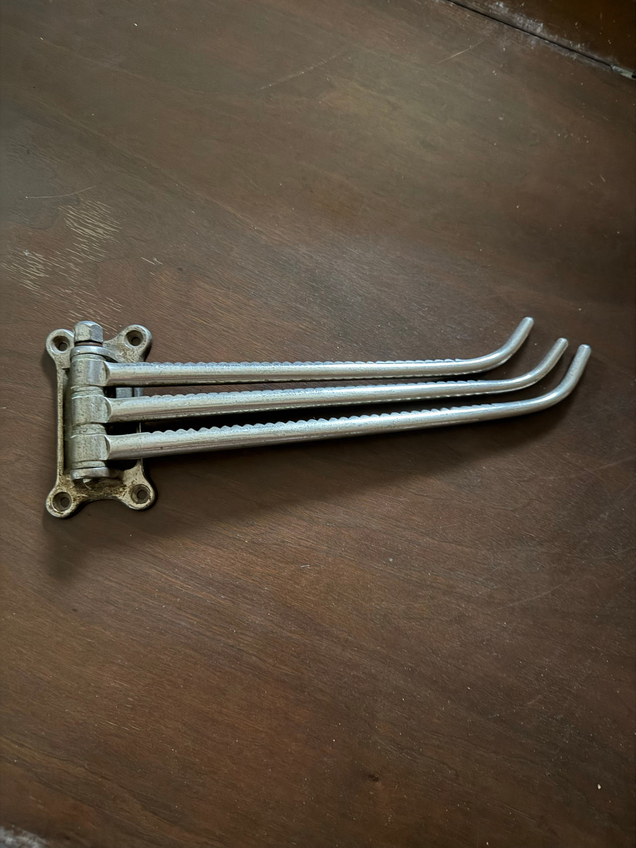 Vintage Wall Mounted Swing Arm Towel Rack