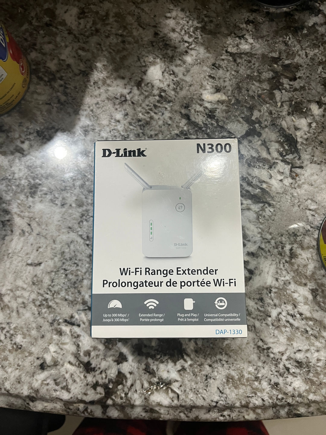 D-Link N300 Wi-Fi Range Extender