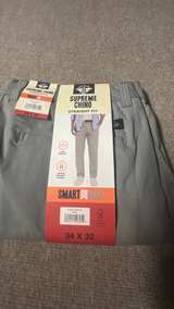 Dockers Men's Supreme Chino Straight Fit Smart 360 Flex Pants - Image 3