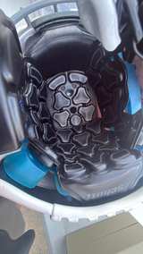 Schutt Vengeance Football Helmet Youth Medium - Image 5